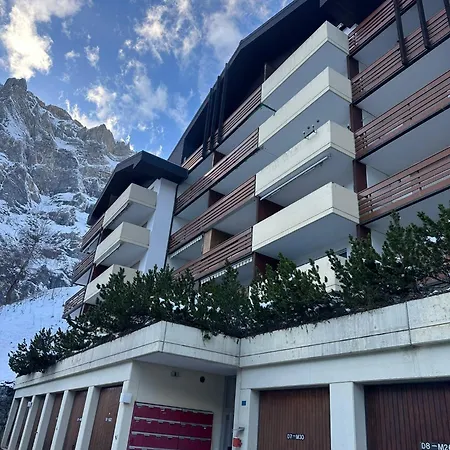 Avec Grande Terrasse Les Bains Apartmán *