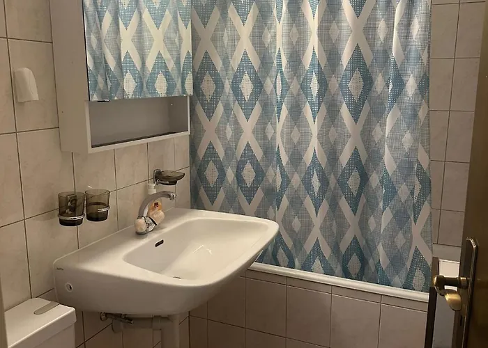 Avec Grande Terrasse Les Bains Appartement *