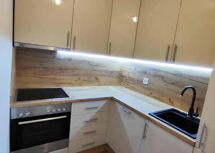 Avec Grande Terrasse Les Bains